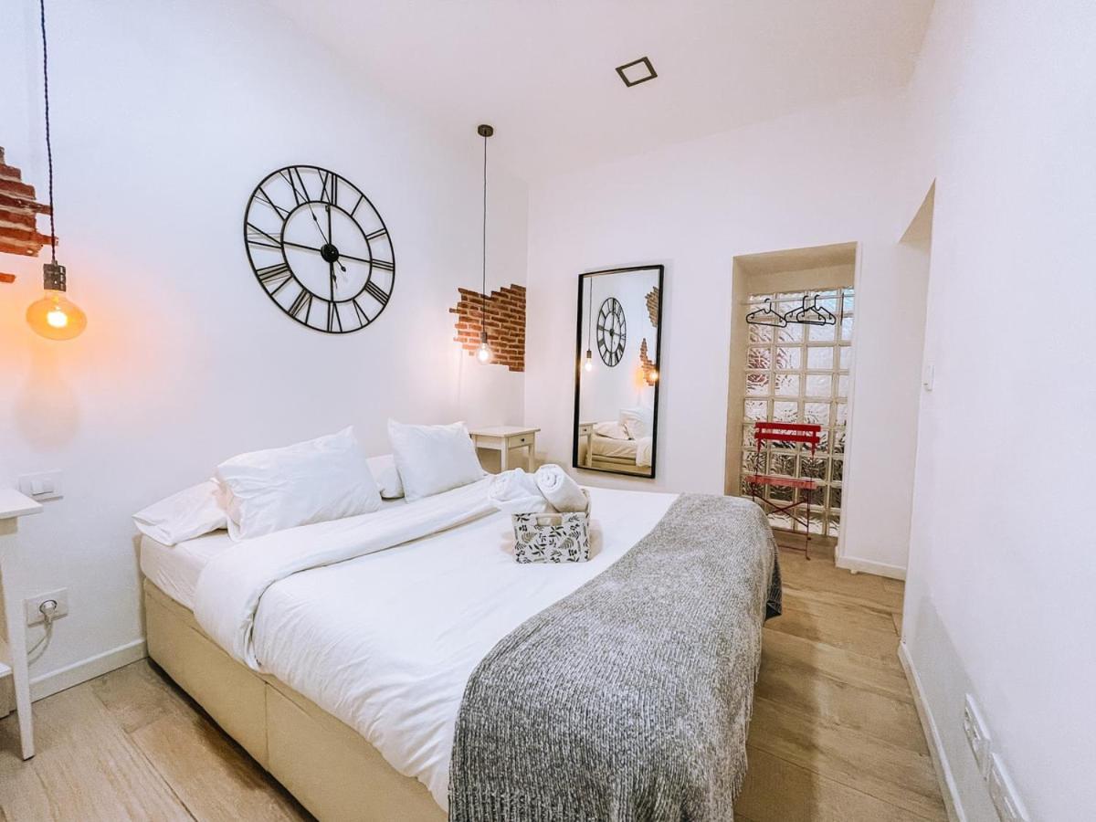 Fee4Me. Amazing Apartment In The Heart Of Lavapies Madri Exterior foto